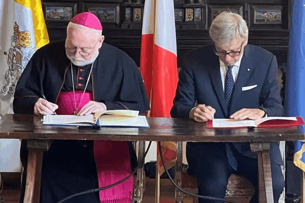 Agreement Signed Between the Holy See and Italy for the Construction of an Agrivoltaic Plant